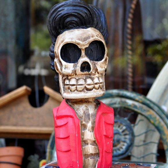 Meet your Posher, Kim - Picture 3 of 3